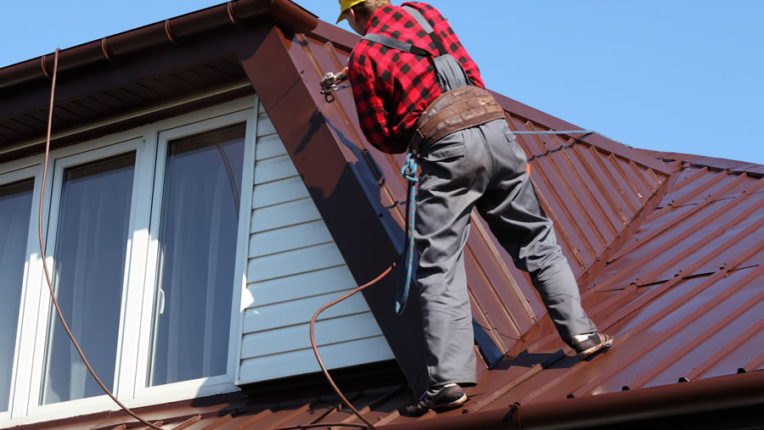 Use a Roofing Contractor in Macomb Michigan with a No Leak Guarantee